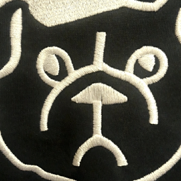 French Connection Fleece Sweatshirt Bulldog Embroidered Crewneck Sweater - Picture 5 of 15